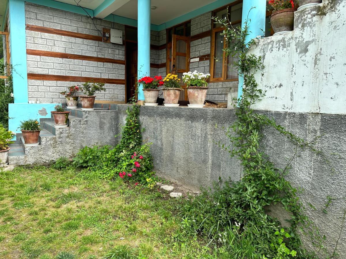 Jal-Vayu Cottages Manāli Esterno foto